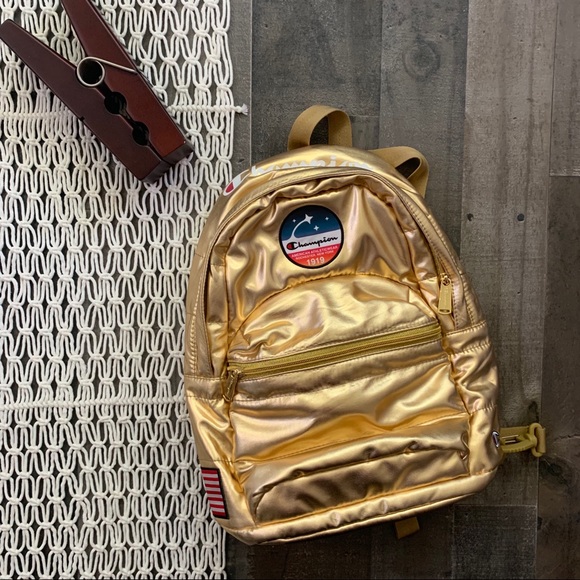 champion bags gold